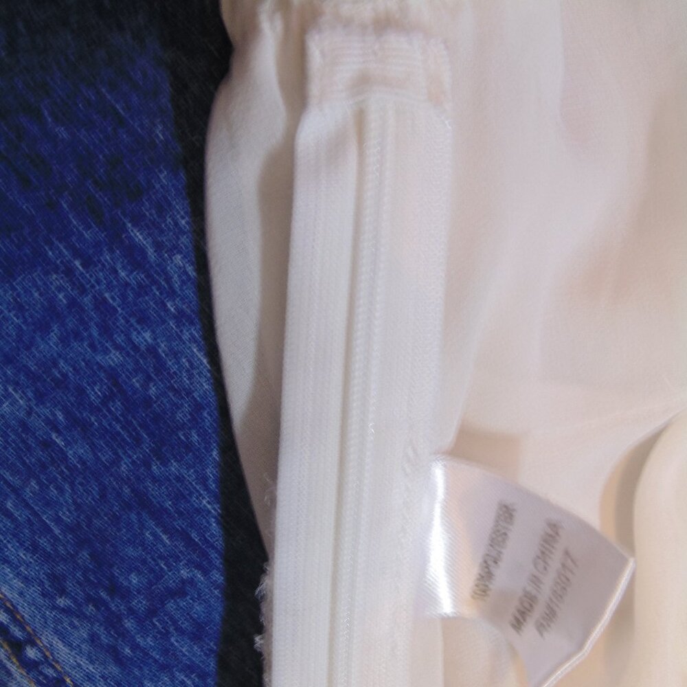 Princess Polly Women's White Pleated Crop Top with Spaghetti Straps Size 4 - Picture 4 of 4